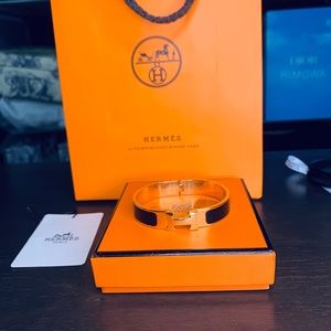 Hermes black and gold bangle (18cm)